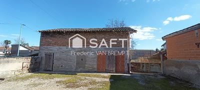 Maison - 330 m² - 7 pièces