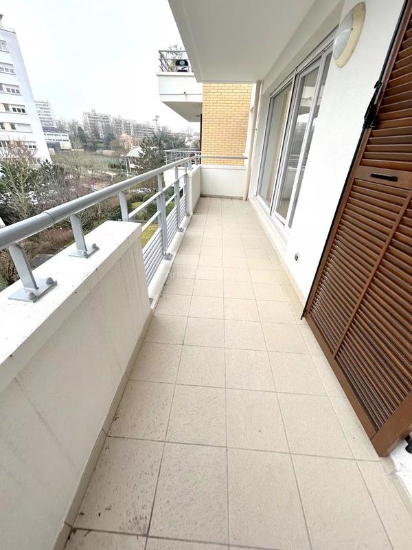 Appartement - 108 m² - 5 pièces