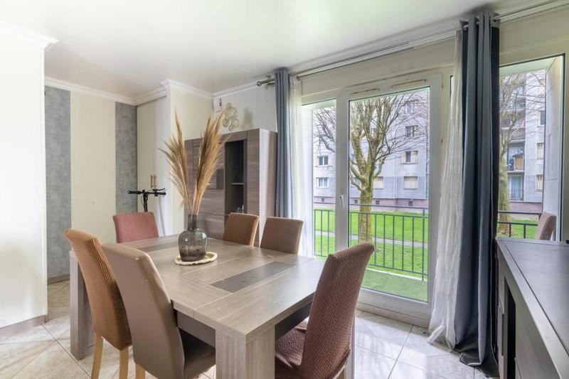 Appartement - 83 m² - 4 pièces