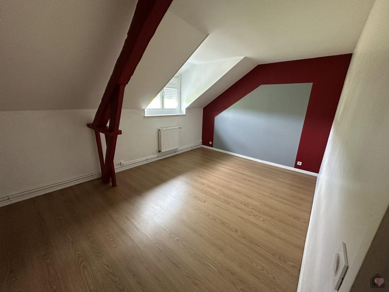 Maison - 102 m² - 4 pièces