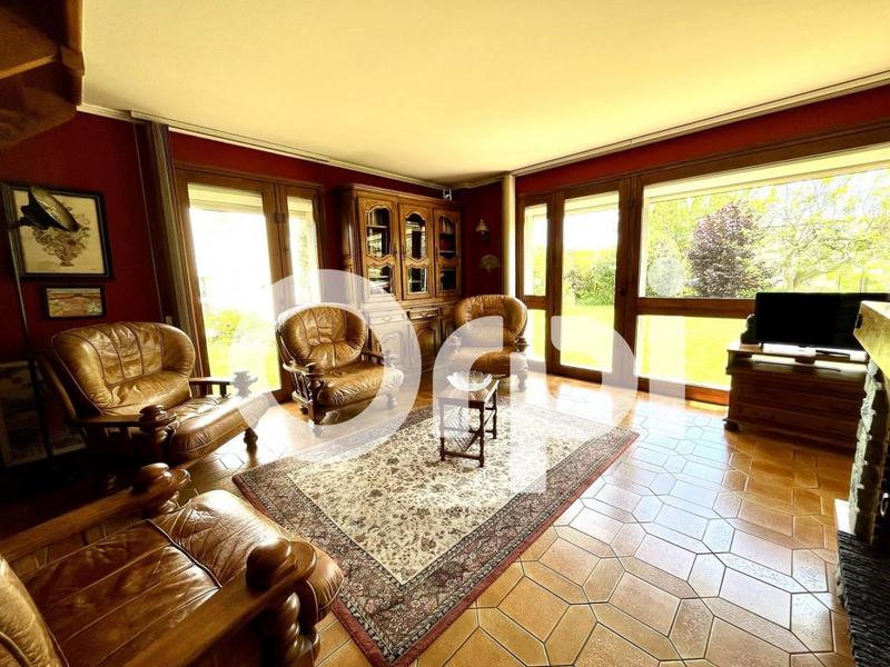 Maison - 120 m² - 5 pièces