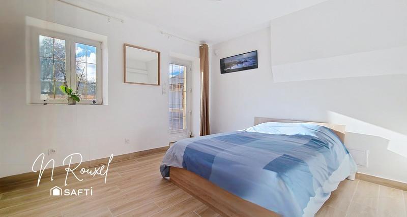 Maison - 300 m² - 12 pièces