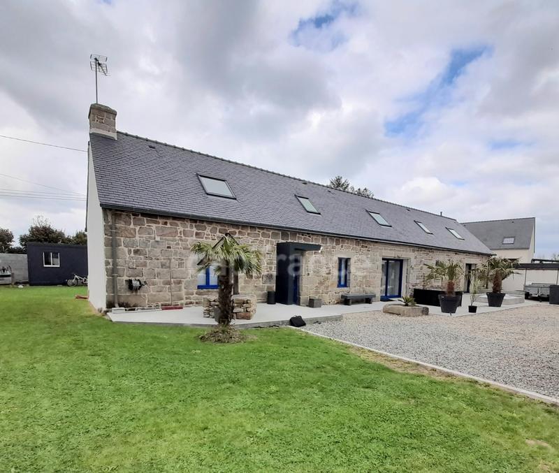 Maison - 163 m² - 5 pièces