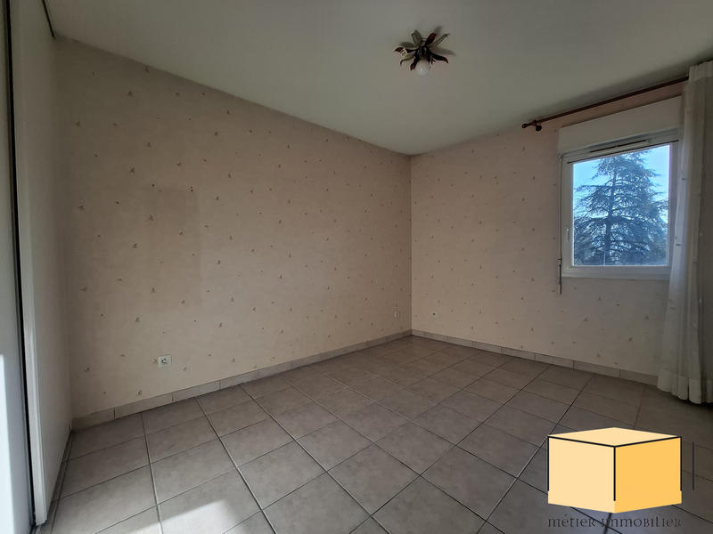 Appartement - 98 m² - 5 pièces