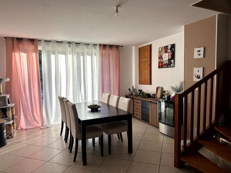 Maison - 140 m² - 7 pièces