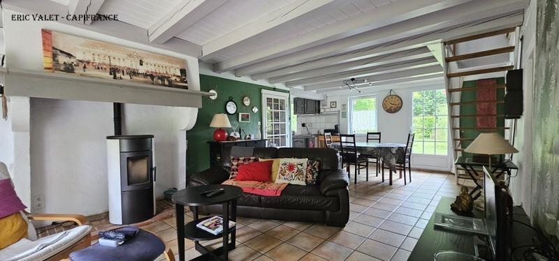 Maison - 110 m² - 6 pièces