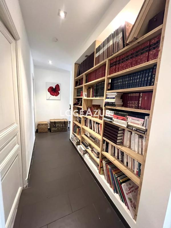 Appartement - 82 m² - 3 pièces