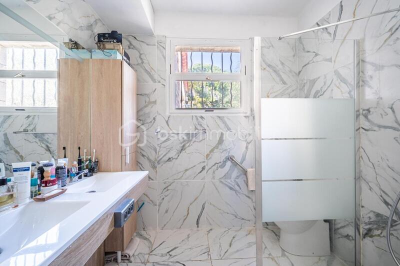 Maison - 172 m² - 8 pièces