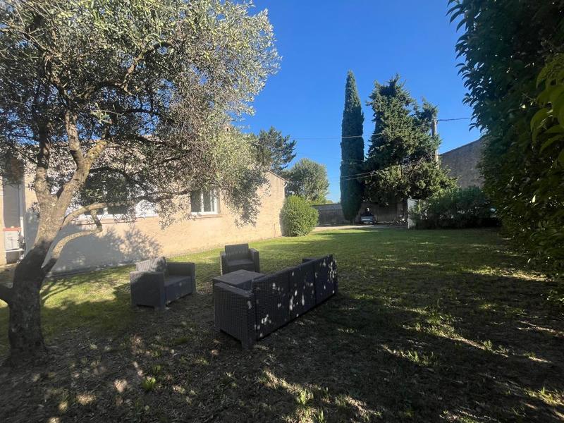 Maison - 90 m² - 3 pièces