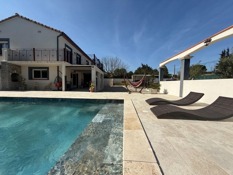 Villa - 194 m² - 9 pièces