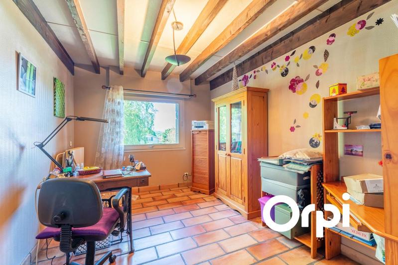 Maison - 240 m² - 6 pièces