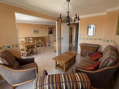 Appartement - 72 m² - 3 pièces