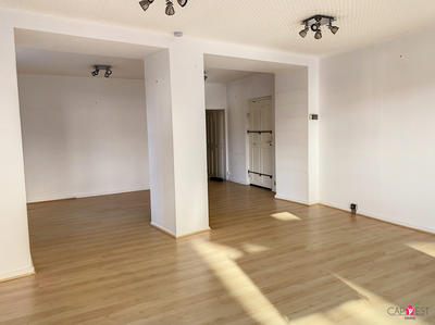 Local commercial - 61 m² - 3 pièces