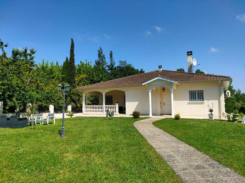 Maison - 170 m² - 7 pièces