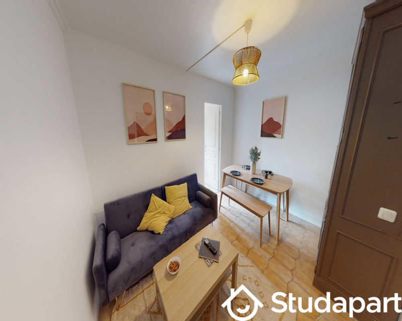 Chambre - 80 m² - 1 pièce