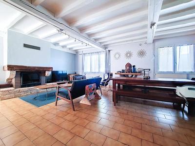 Maison de village - 140 m² - 4 pièces