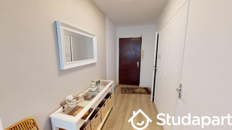 Chambre - 12 m² - 1 pièce