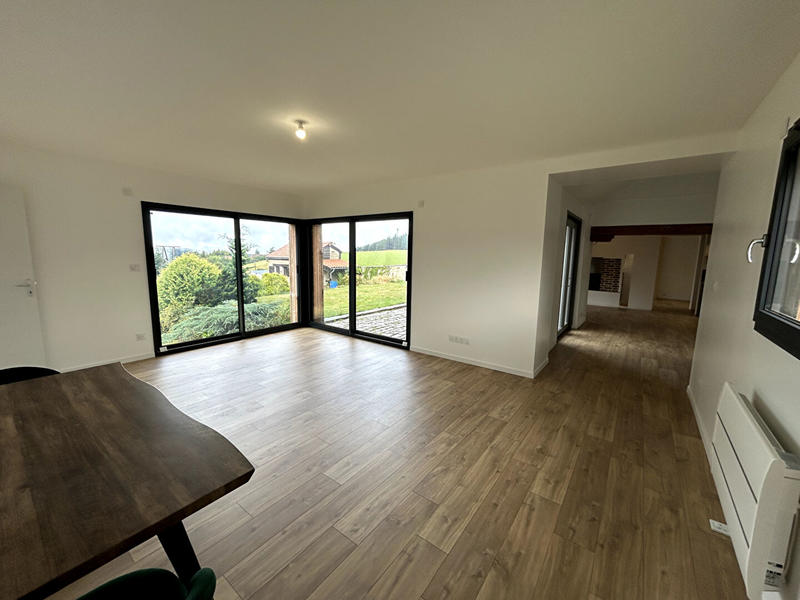 Maison - 177 m² - 5 pièces