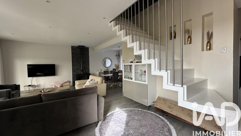 Maison - 160 m² - 4 pièces