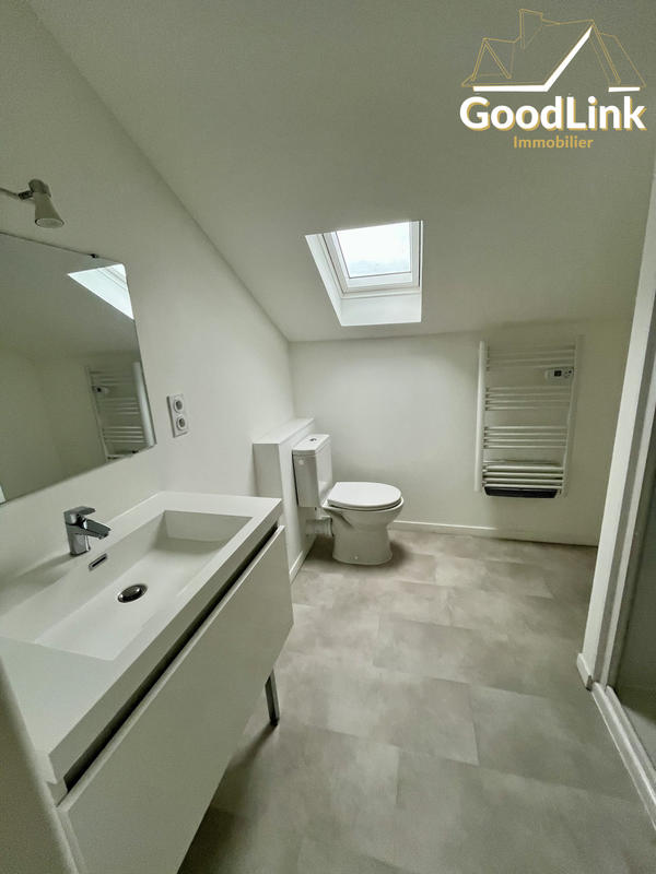 Appartement - 94 m² - 4 pièces