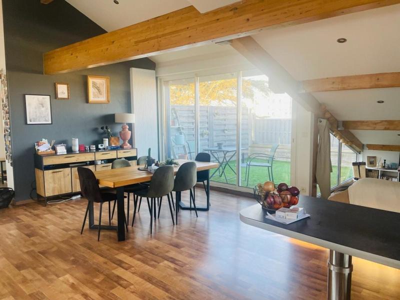 Appartement - 84 m² - 3 pièces