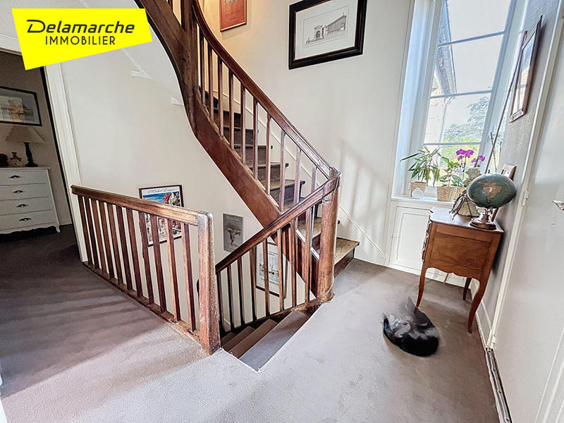 Maison - 166 m² - 6 pièces