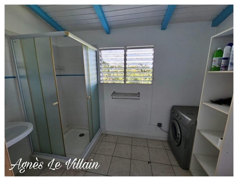 Maison - 182 m² - 9 pièces