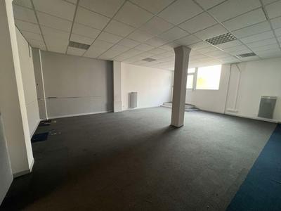 Local commercial - 132 m²