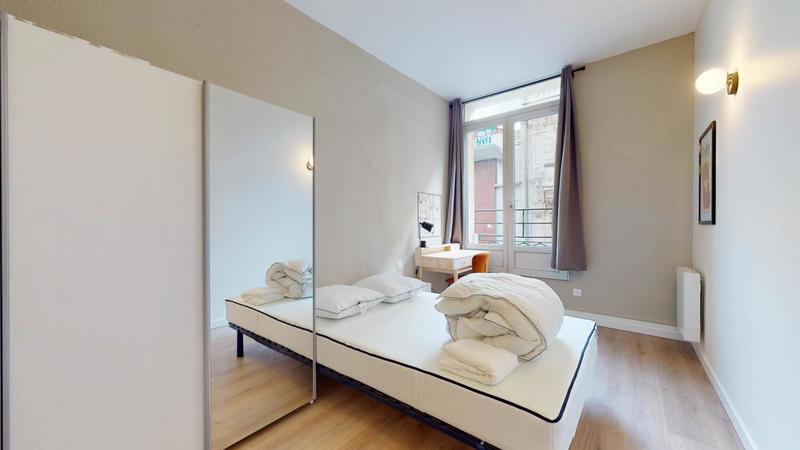 Appartement - 127 m² - 7 pièces