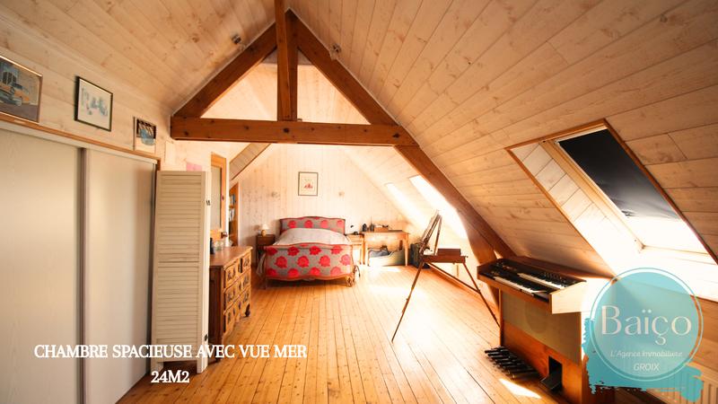 Maison - 155 m² - 8 pièces