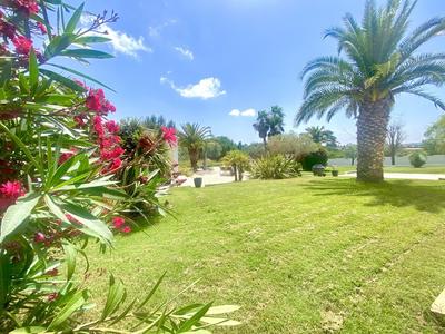 Villa - 335 m² - 8 pièces