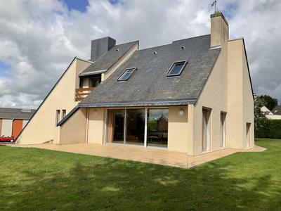 Maison - 173 m² - 5 pièces