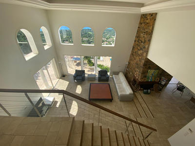 Villa - 400 m² - 8 pièces