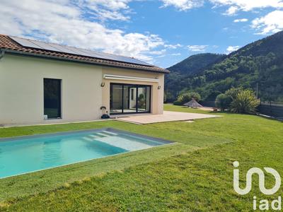 Maison - 149 m² - 6 pièces