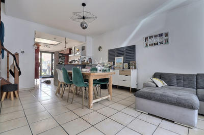 Maison - 75 m² - 4 pièces