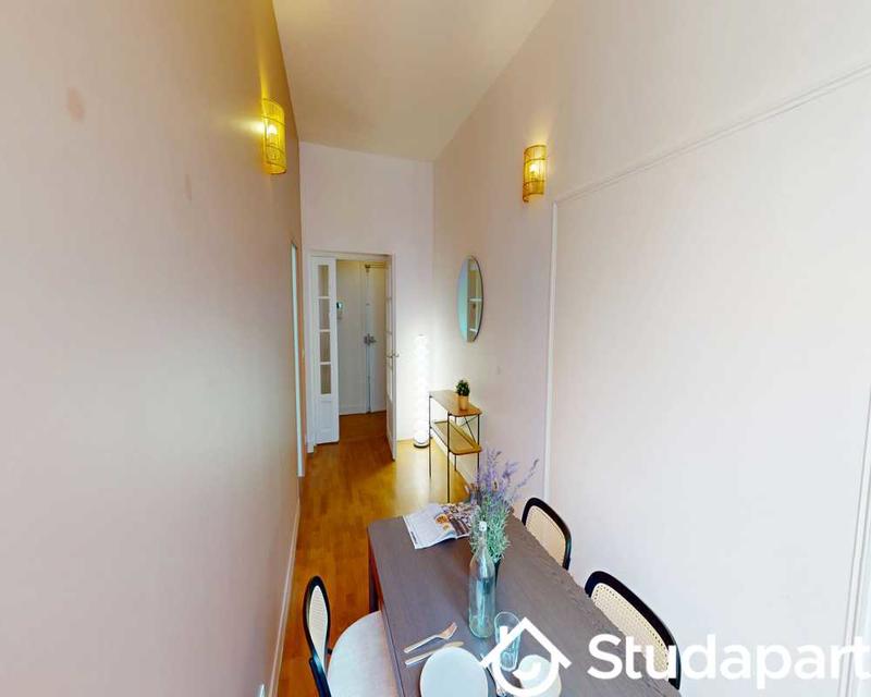 Chambre - 110 m² - 1 pièce