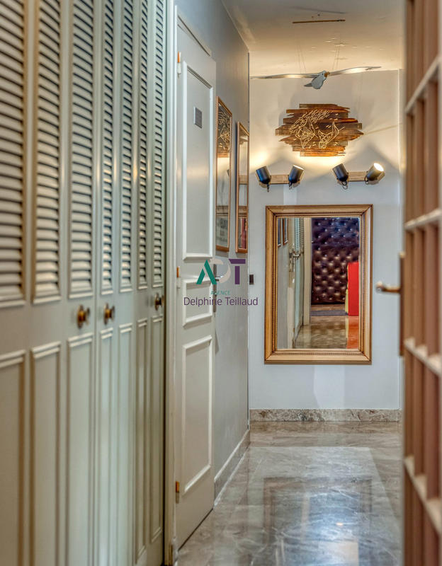 Appartement - 125 m² - 5 pièces