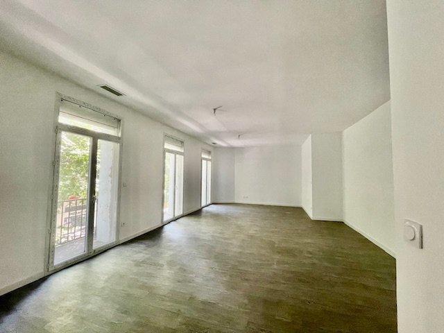 Appartement ancien - 105 m² - 4 pièces