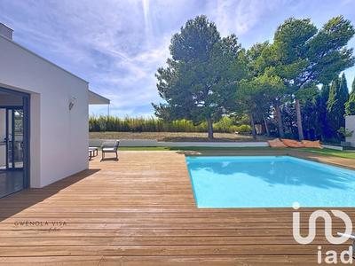 Maison - 260 m² - 6 pièces