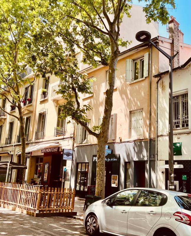 Immeuble - 6 pièces