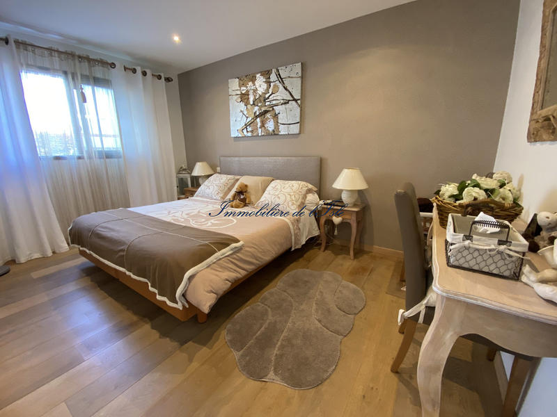 Maison - 158 m² - 6 pièces