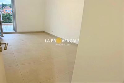 Appartement - 83 m² - 3 pièces