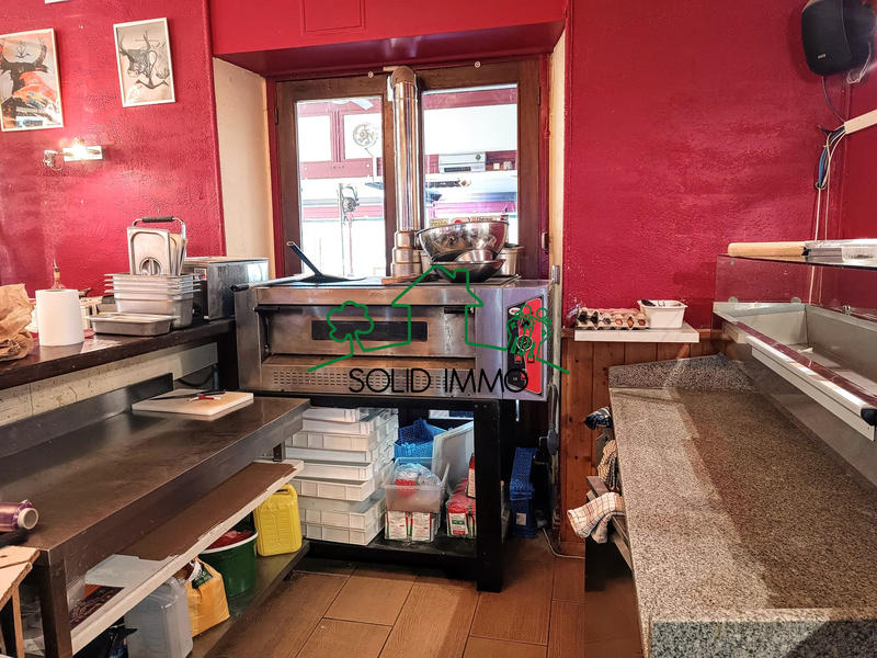 Fonds de commerce - Magasins - 131 m²