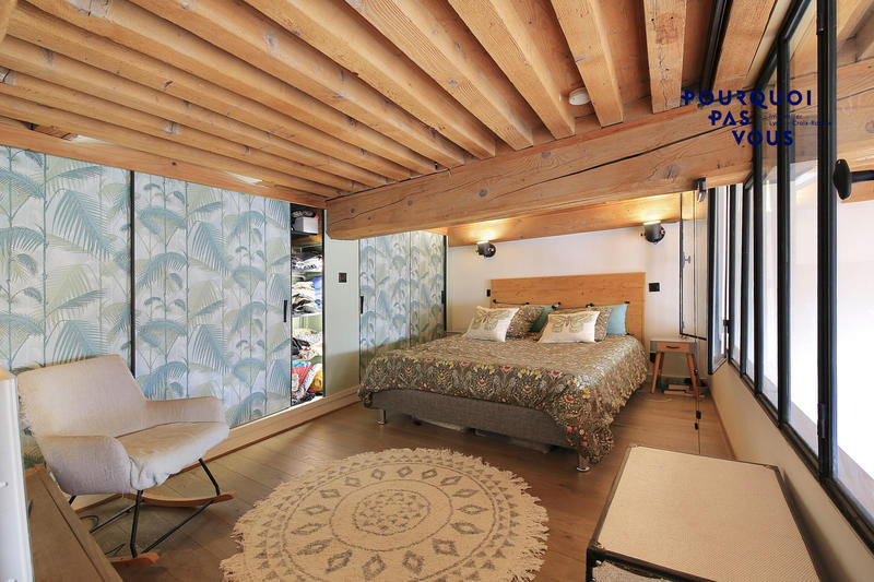 Appartement - 107 m² - 5 pièces