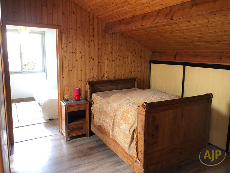 Maison - 167 m² - 5 pièces