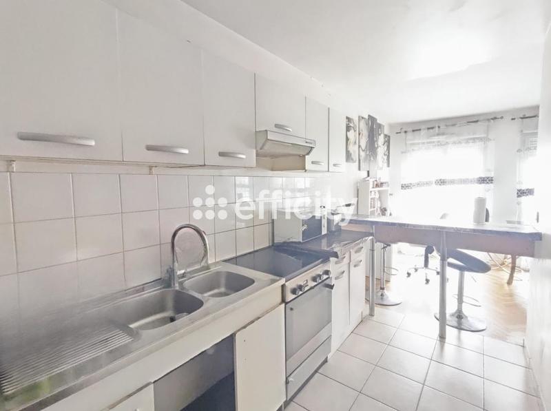 Appartement - 85 m² - 4 pièces