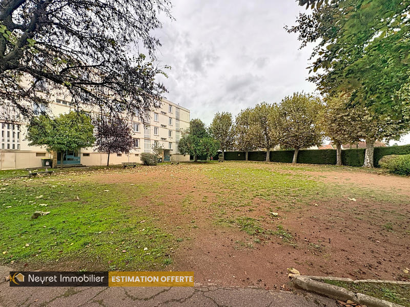 Appartement - 63 m² - 4 pièces