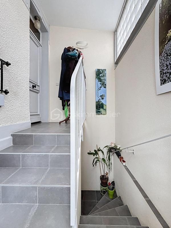 Maison - 89 m² - 5 pièces