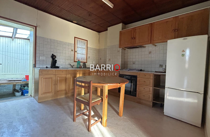 Maison traditionnelle - 255 m² - 12 pièces