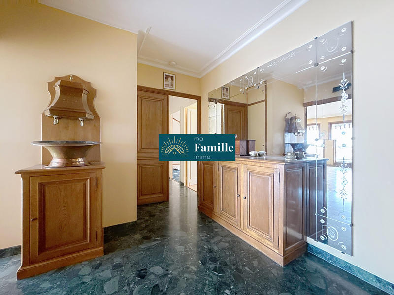 Appartement - 103 m² - 5 pièces